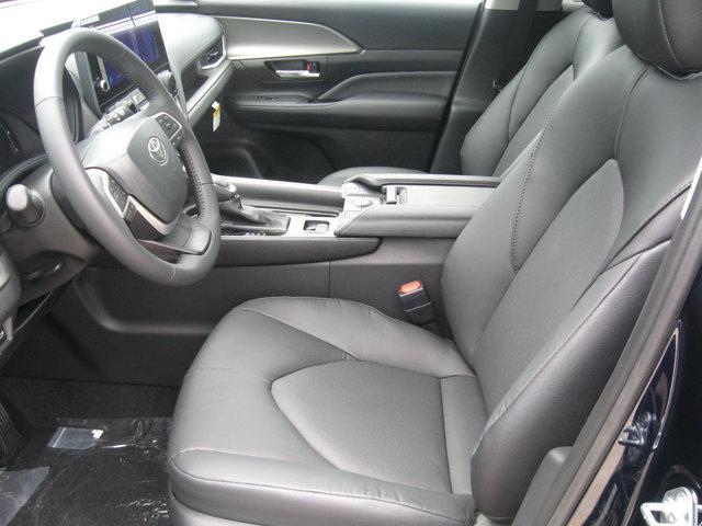 new 2025 Toyota Grand Highlander car, priced at $46,913