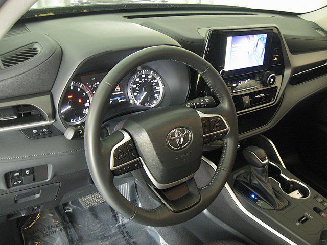 used 2023 Toyota Highlander car, priced at $30,990