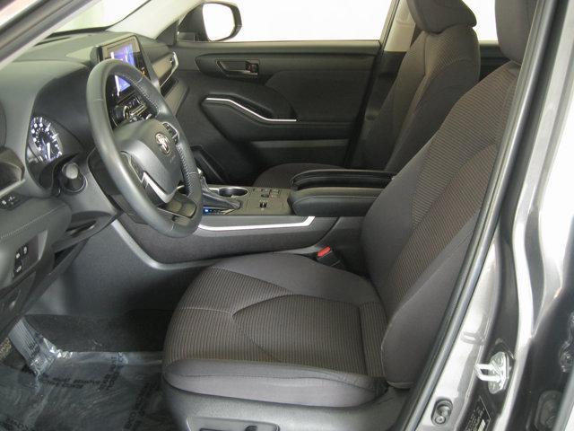 used 2023 Toyota Highlander car, priced at $30,990
