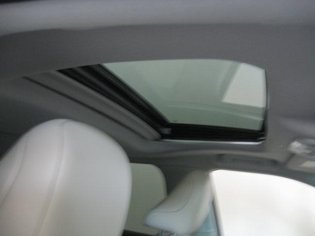 used 2022 Toyota Highlander car, priced at $35,490