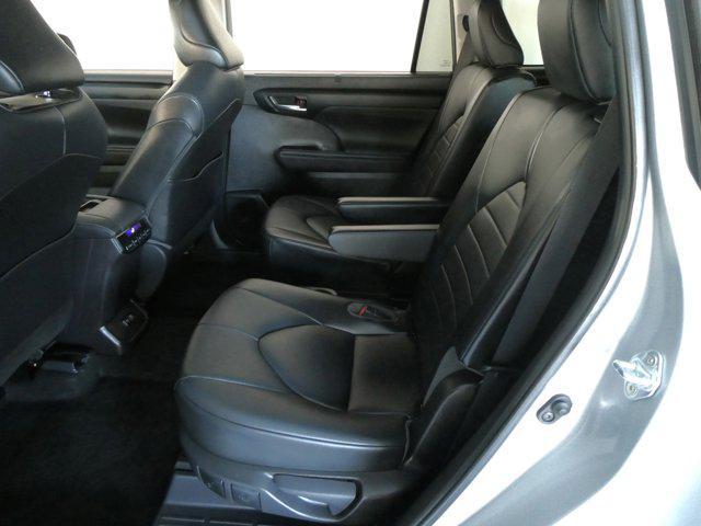 used 2021 Toyota Highlander car, priced at $35,691