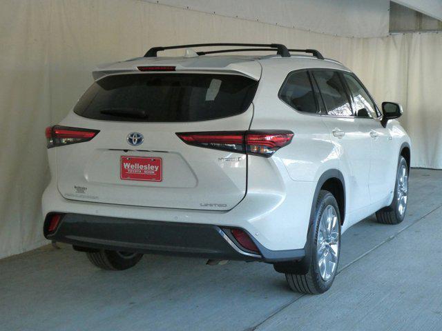 used 2021 Toyota Highlander Hybrid car, priced at $41,691