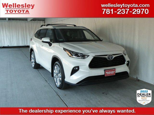 used 2021 Toyota Highlander Hybrid car, priced at $41,691