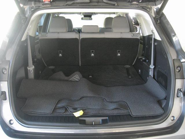 used 2023 Toyota Highlander car, priced at $31,490