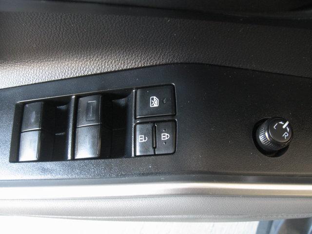 used 2023 Toyota Highlander car, priced at $31,490