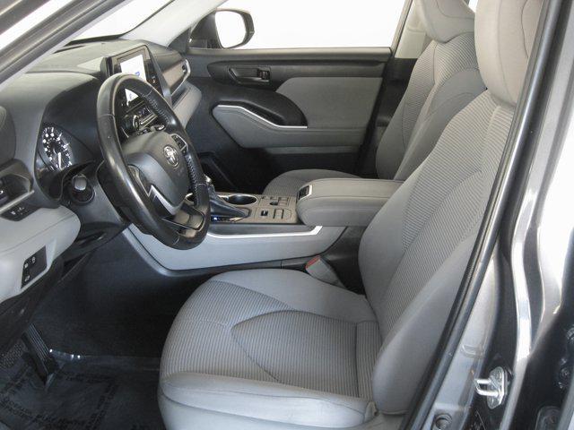 used 2023 Toyota Highlander car, priced at $31,490