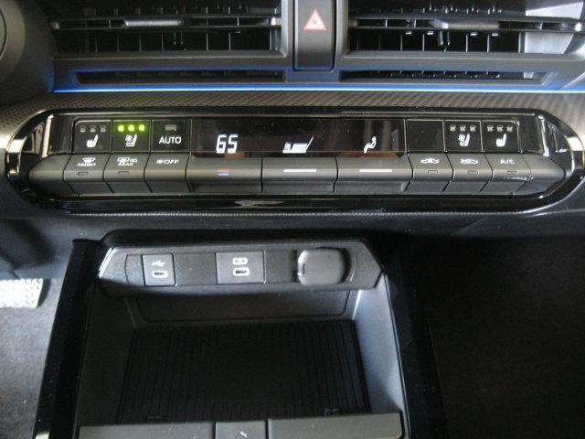 new 2025 Toyota Prius car, priced at $39,934