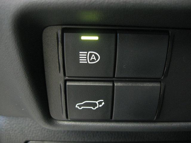 used 2022 Toyota Highlander car, priced at $35,491