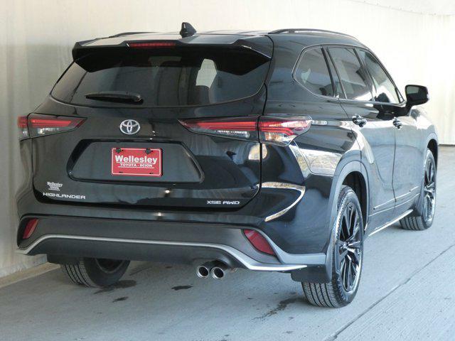 used 2024 Toyota Highlander car, priced at $51,990