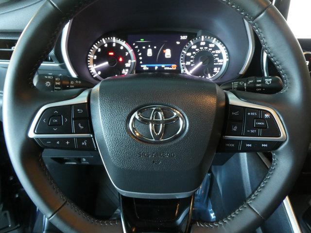 used 2024 Toyota Highlander car, priced at $51,990