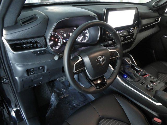 used 2024 Toyota Highlander car, priced at $51,990