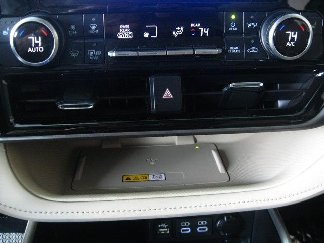 used 2024 Toyota Highlander Hybrid car, priced at $44,990