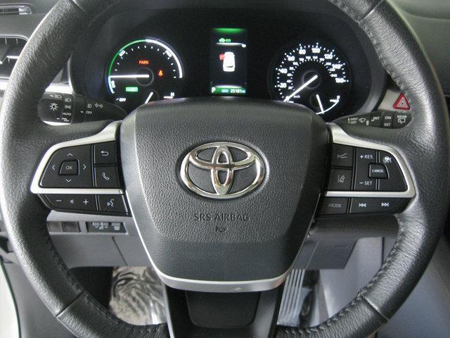 used 2023 Toyota Sienna car, priced at $43,990
