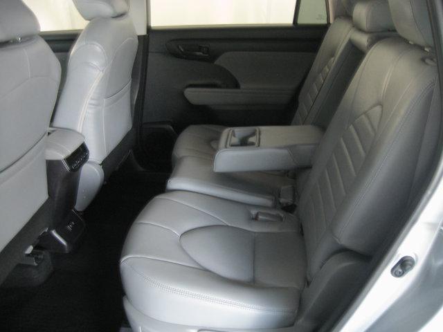 used 2021 Toyota Highlander car, priced at $30,990