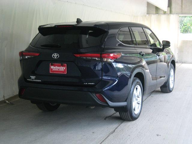 used 2022 Toyota Highlander car, priced at $32,490