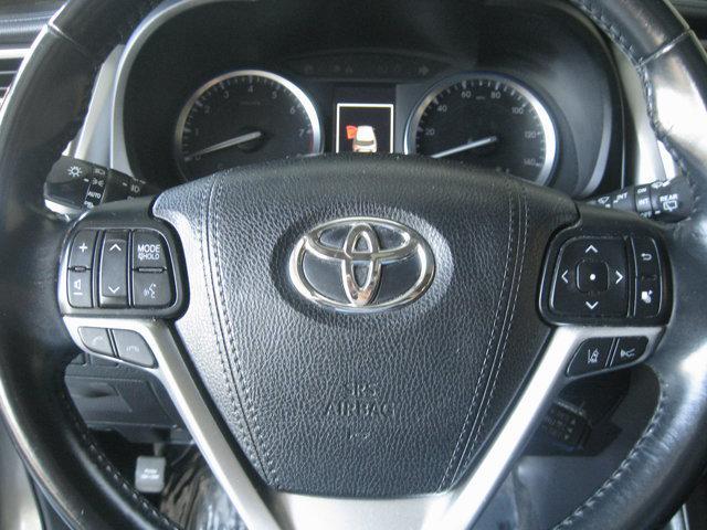 used 2018 Toyota Highlander car, priced at $24,490