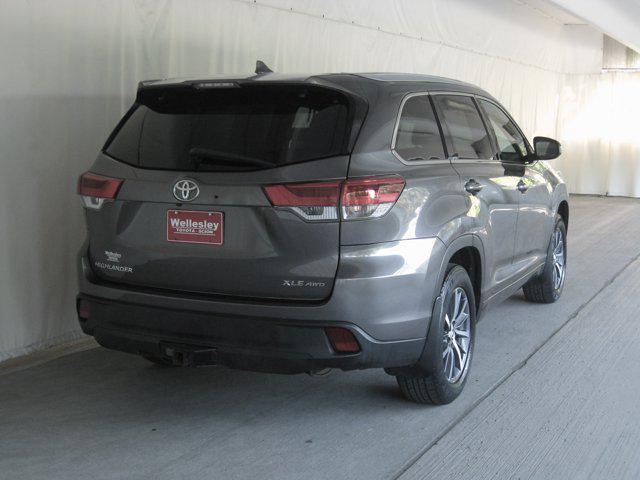 used 2018 Toyota Highlander car, priced at $24,490
