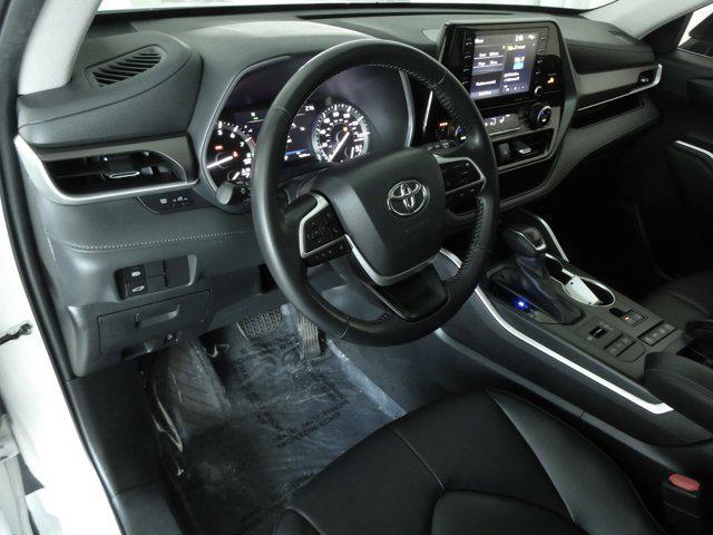 used 2022 Toyota Highlander car, priced at $37,990