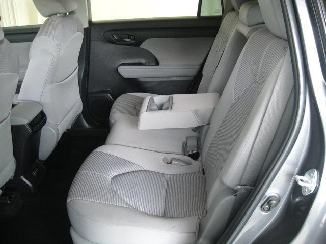 used 2022 Toyota Highlander car, priced at $33,490