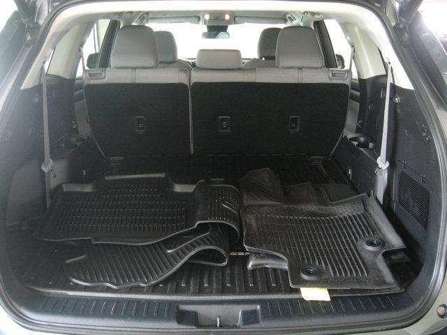used 2022 Toyota Highlander car, priced at $33,490