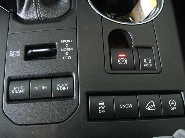 used 2022 Toyota Highlander car, priced at $33,490
