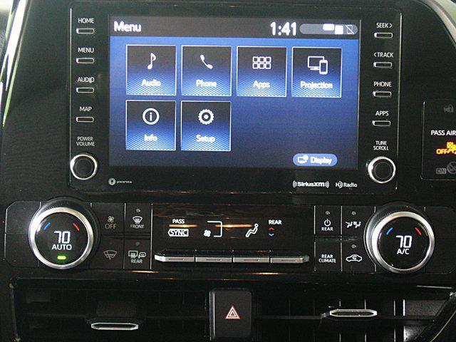 used 2022 Toyota Highlander car, priced at $33,490