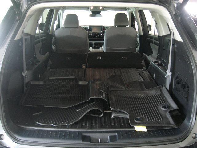 used 2022 Toyota Highlander car, priced at $33,490