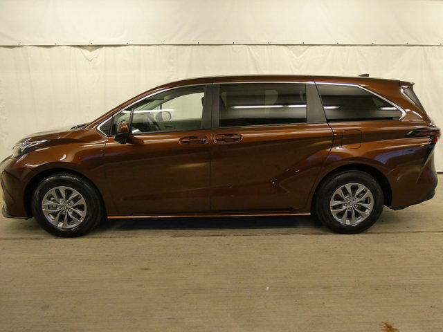 used 2024 Toyota Sienna car, priced at $45,990