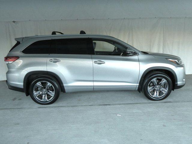 used 2019 Toyota Highlander car, priced at $32,191