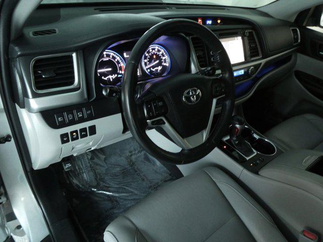 used 2019 Toyota Highlander car, priced at $32,191