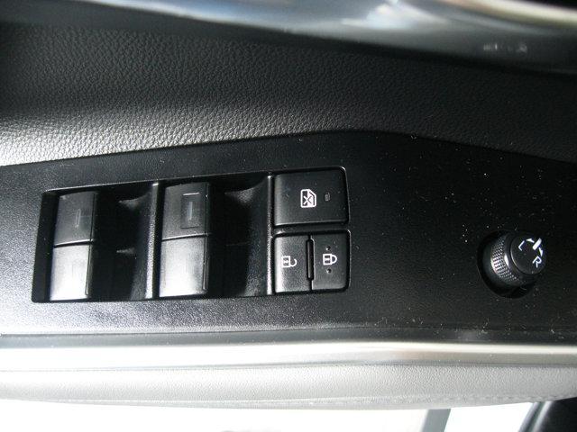 used 2022 Toyota Highlander car, priced at $36,490