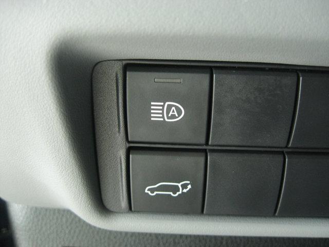 used 2025 Toyota Highlander Hybrid car, priced at $50,990