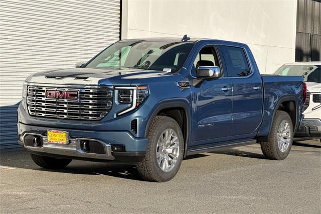 new 2025 GMC Sierra 1500 car, priced at $70,320