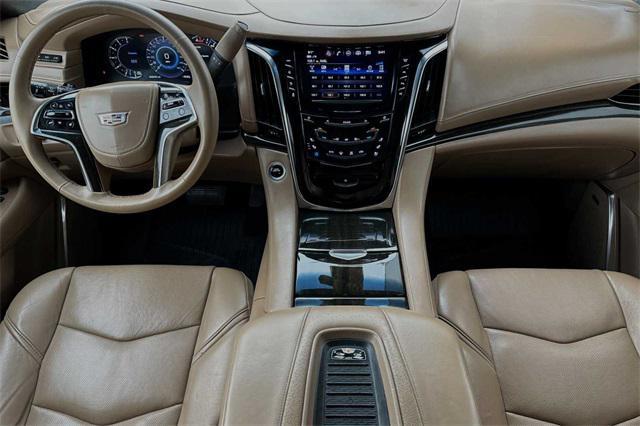 used 2018 Cadillac Escalade ESV car, priced at $35,995