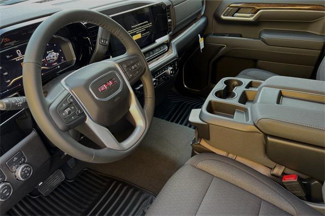 new 2025 GMC Sierra 1500 car, priced at $52,940