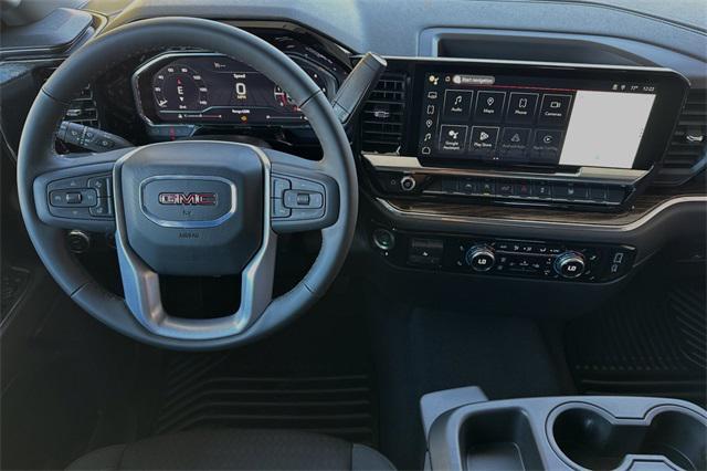 new 2025 GMC Sierra 1500 car, priced at $52,940