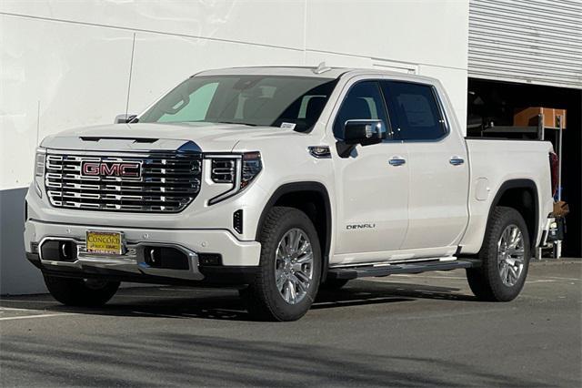 new 2025 GMC Sierra 1500 car, priced at $69,725