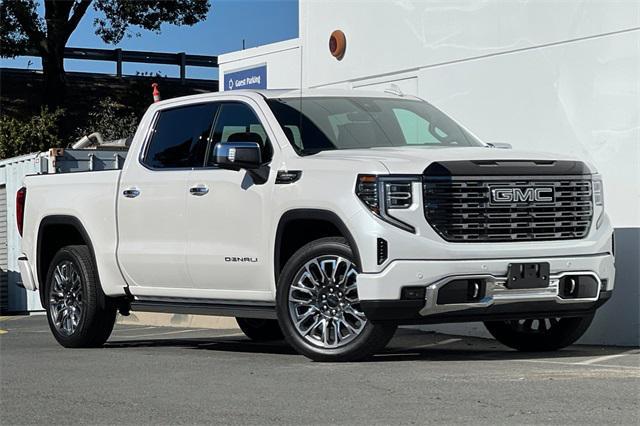 new 2025 GMC Sierra 1500 car, priced at $82,655