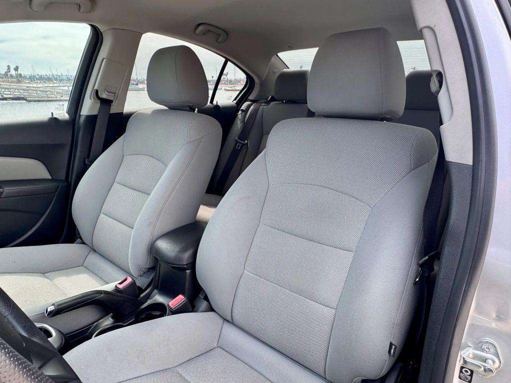 used 2013 Chevrolet Cruze car, priced at $5,490