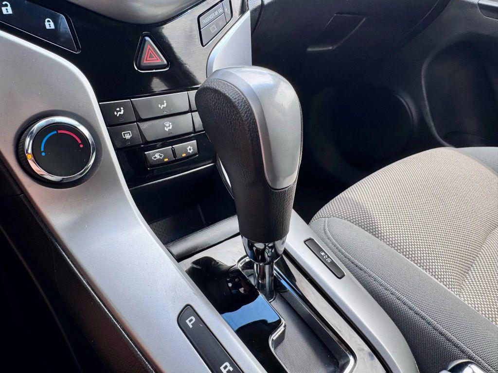 used 2013 Chevrolet Cruze car, priced at $5,490