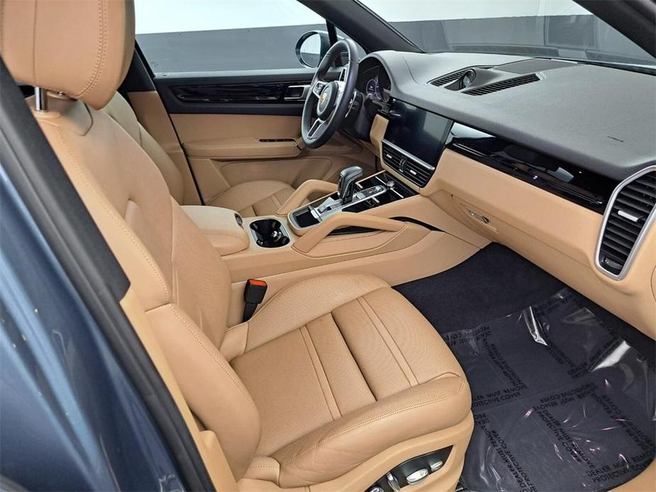 used 2019 Porsche Cayenne car, priced at $43,900