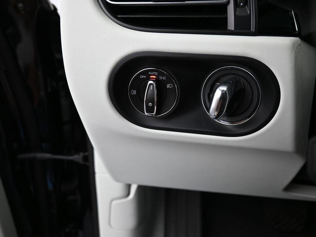 used 2024 Porsche Macan car, priced at $66,400