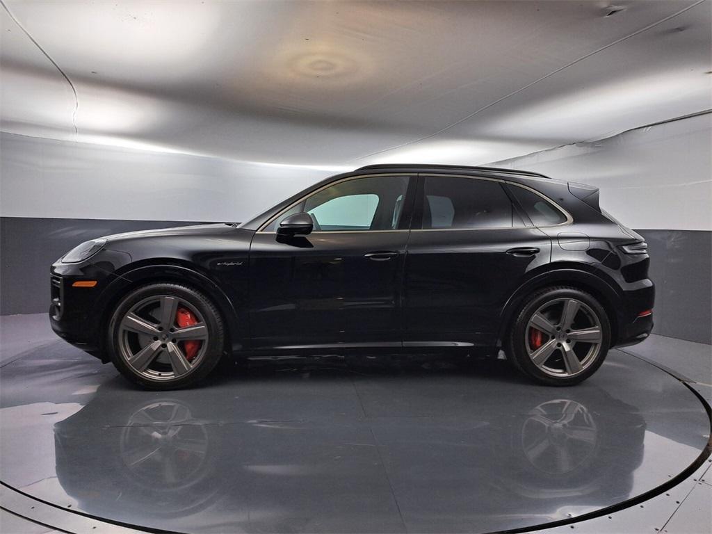 used 2025 Porsche Cayenne E-Hybrid car, priced at $179,900