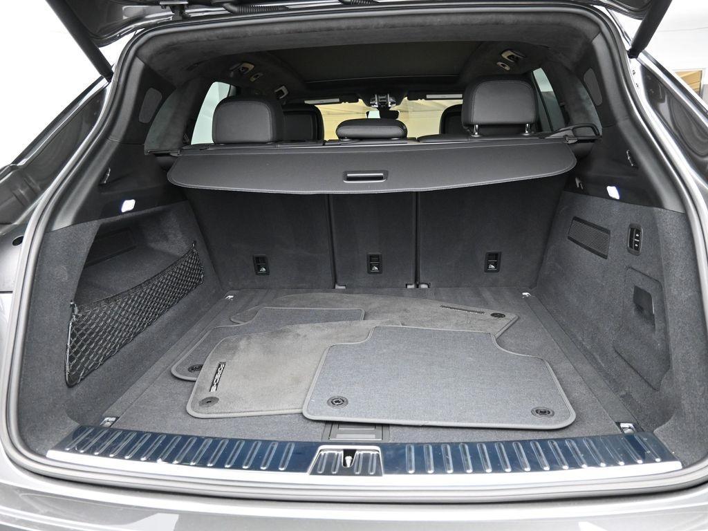 used 2023 Porsche Cayenne car, priced at $115,900