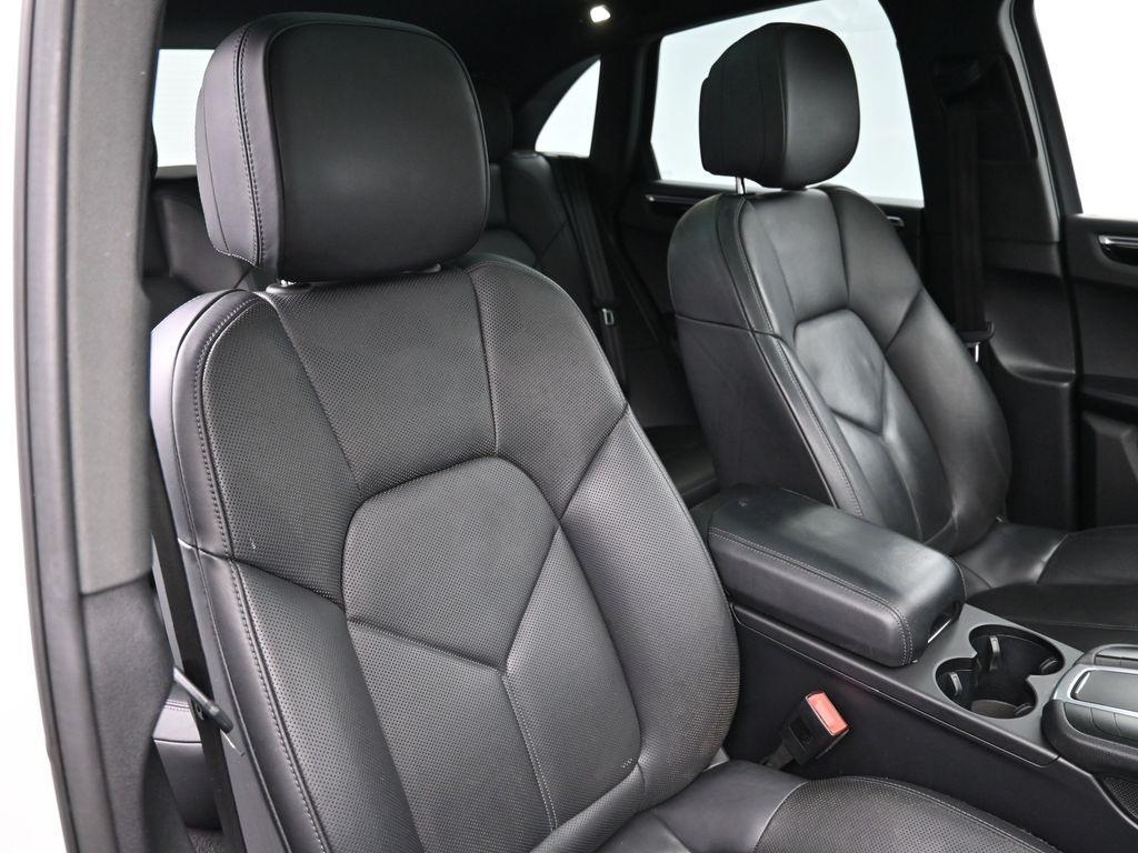 used 2020 Porsche Macan car, priced at $40,900