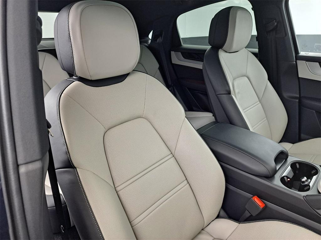 used 2024 Porsche Cayenne car, priced at $93,400