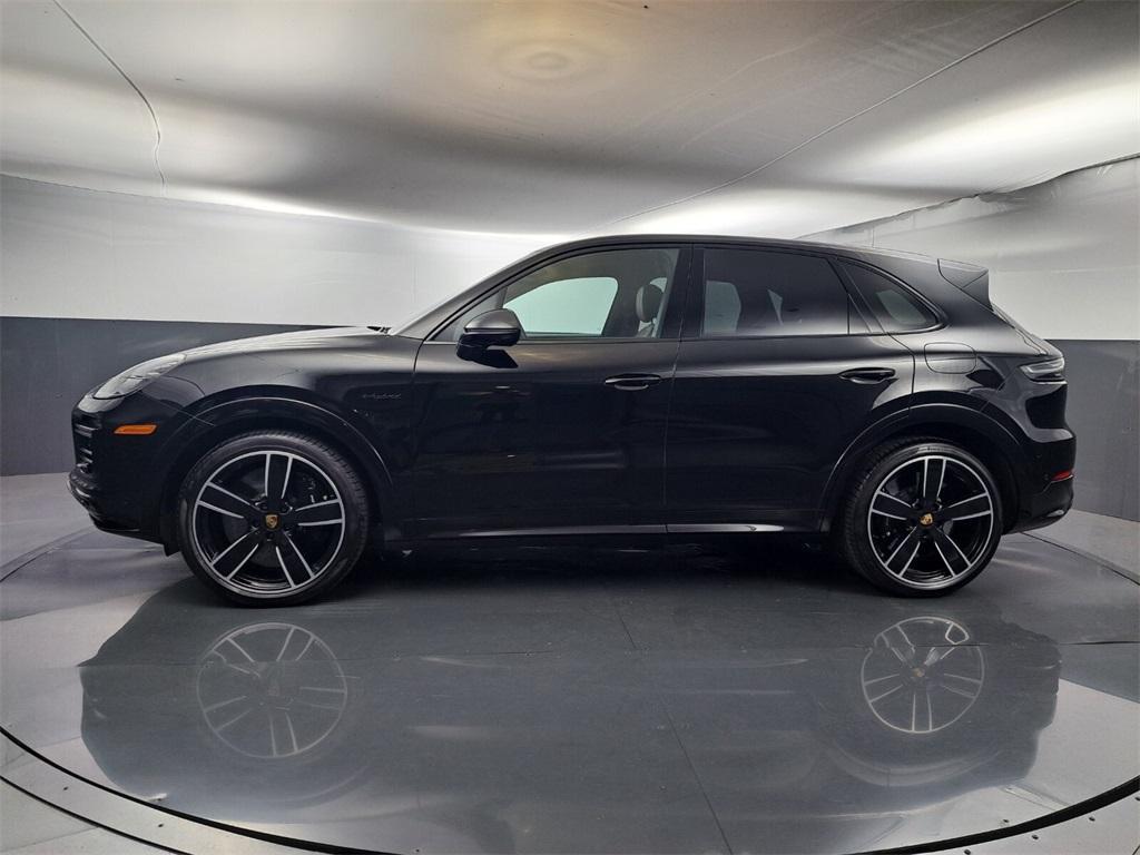 used 2022 Porsche Cayenne E-Hybrid car, priced at $134,400