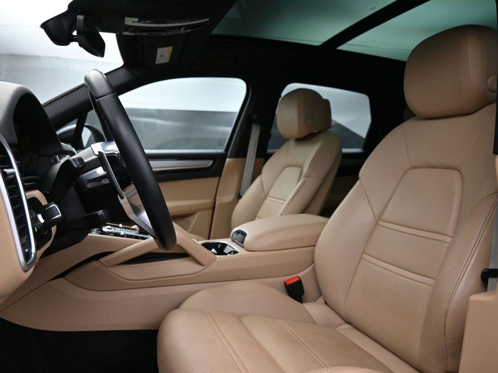 used 2022 Porsche Cayenne car, priced at $59,901