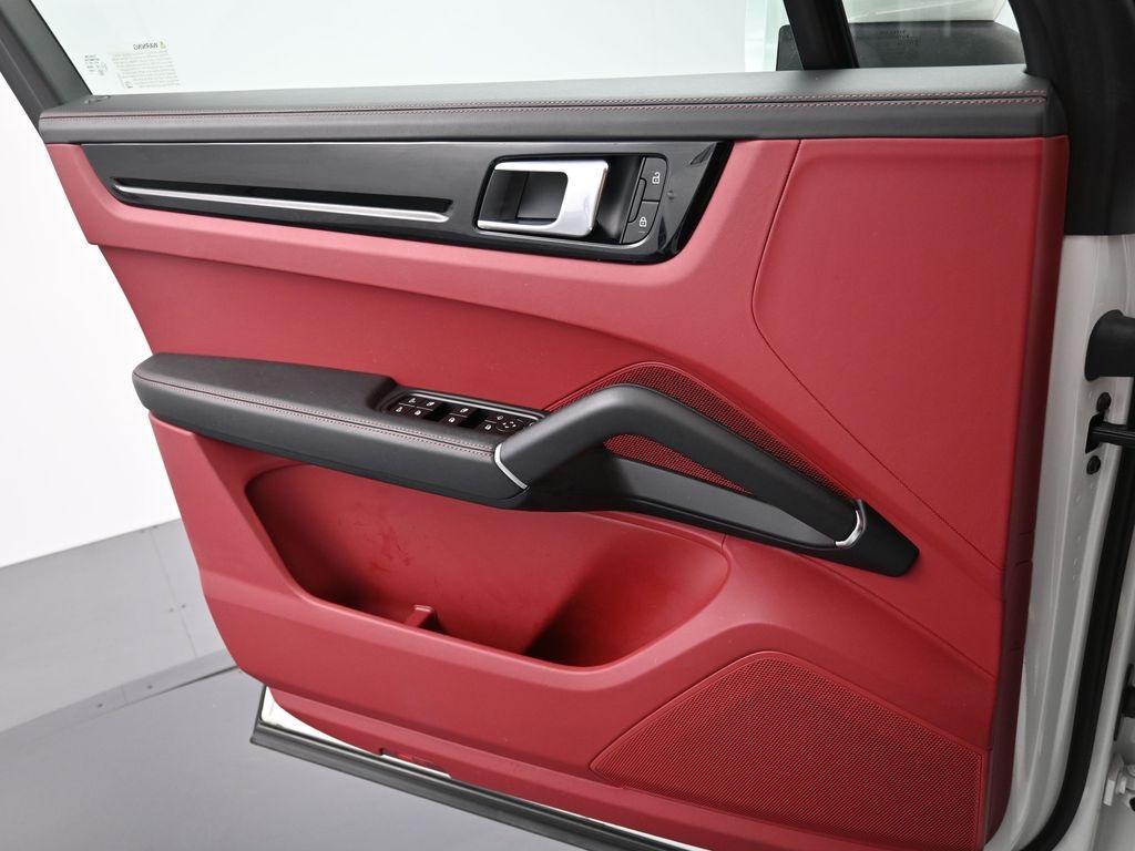 used 2022 Porsche Cayenne car, priced at $62,900