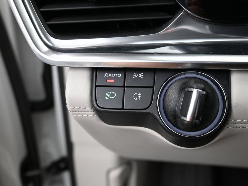 used 2022 Porsche Panamera car, priced at $79,900